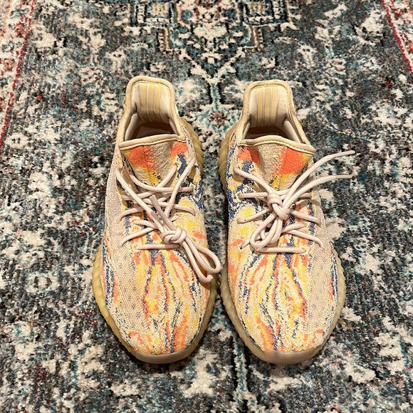 Yeezy multicolored never worn (real) - Picture 1 of 5